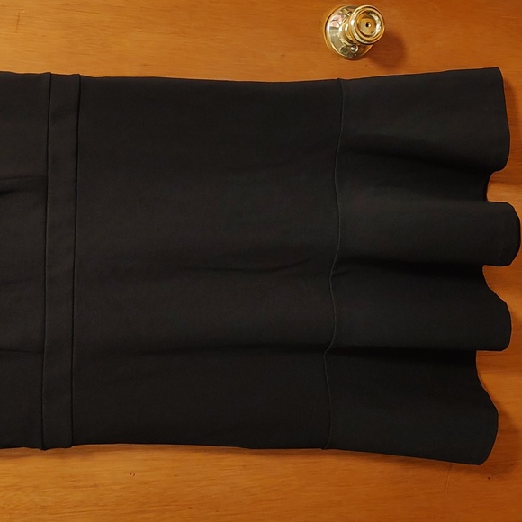 Ann Taylor Black Dress Size 12. Make An Offer. - Picture 3 of 11